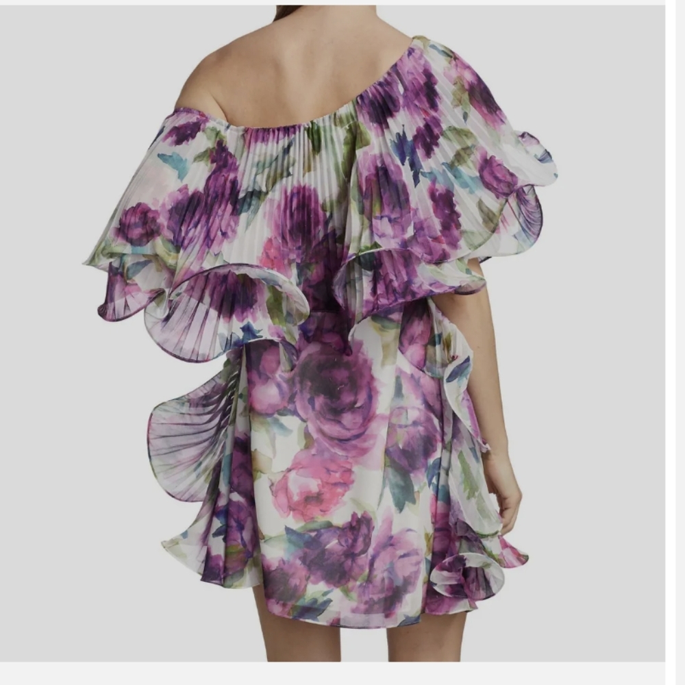Badgley Mischka used once. EUC size 4 off shoulder - Picture 4 of 5